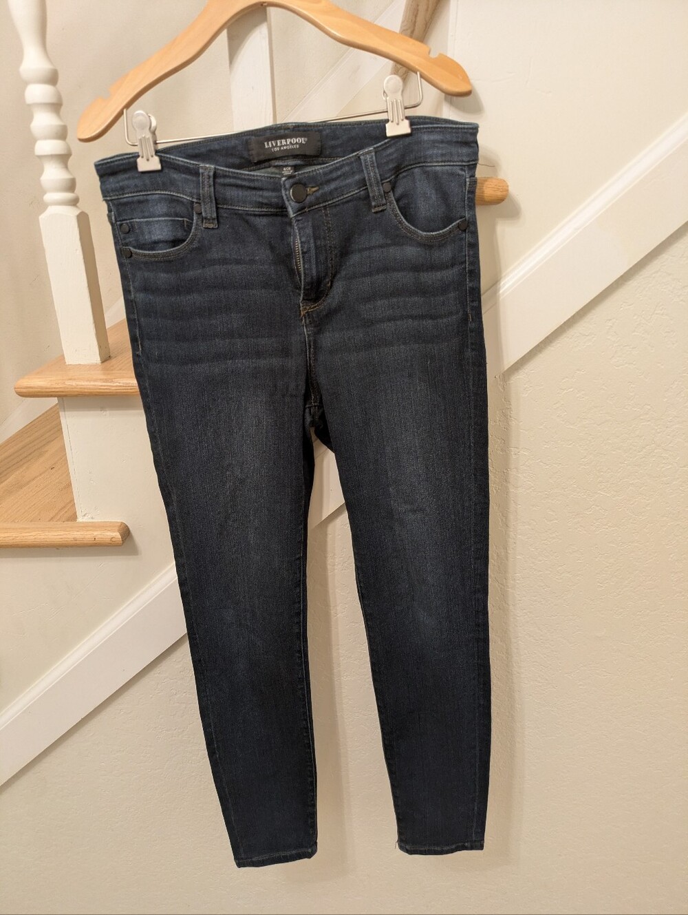 Liverpool Los Angeles - Women's Dark Wash Skinny Stretch Jeans - Size 6
